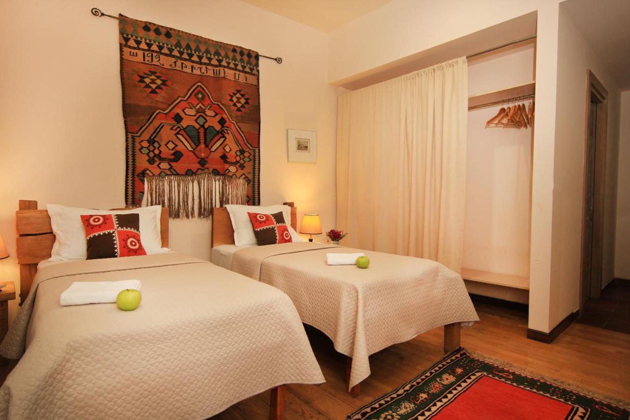 Silk Road Hotel Jerevan Exteriör bild